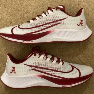Nike Air Zoom Pegasus 37 Alabama Crimson Tide Men's Sz 9
